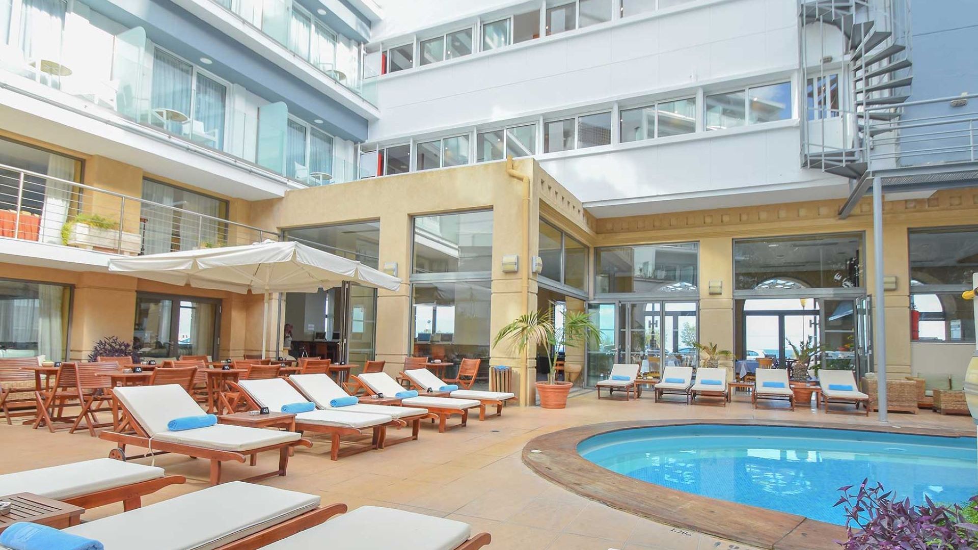 Hotel Image 2