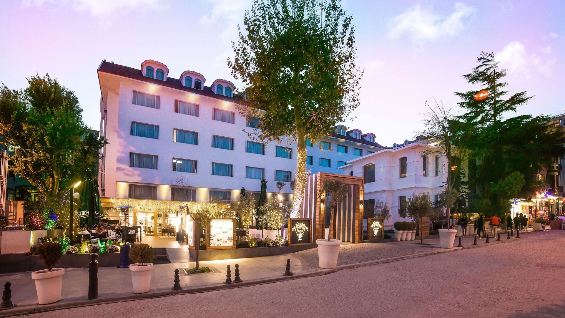 Hotel Image 1