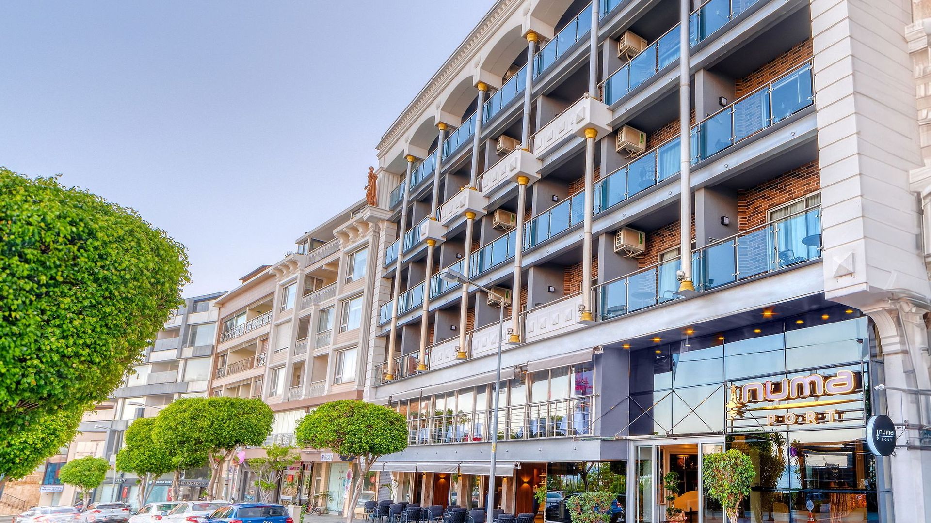 Hotel Image 2